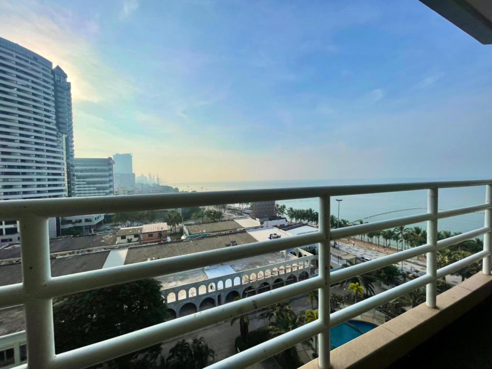 Beautiful Sea View Beach Front Condo Pattaya ภายนอก รูปภาพ