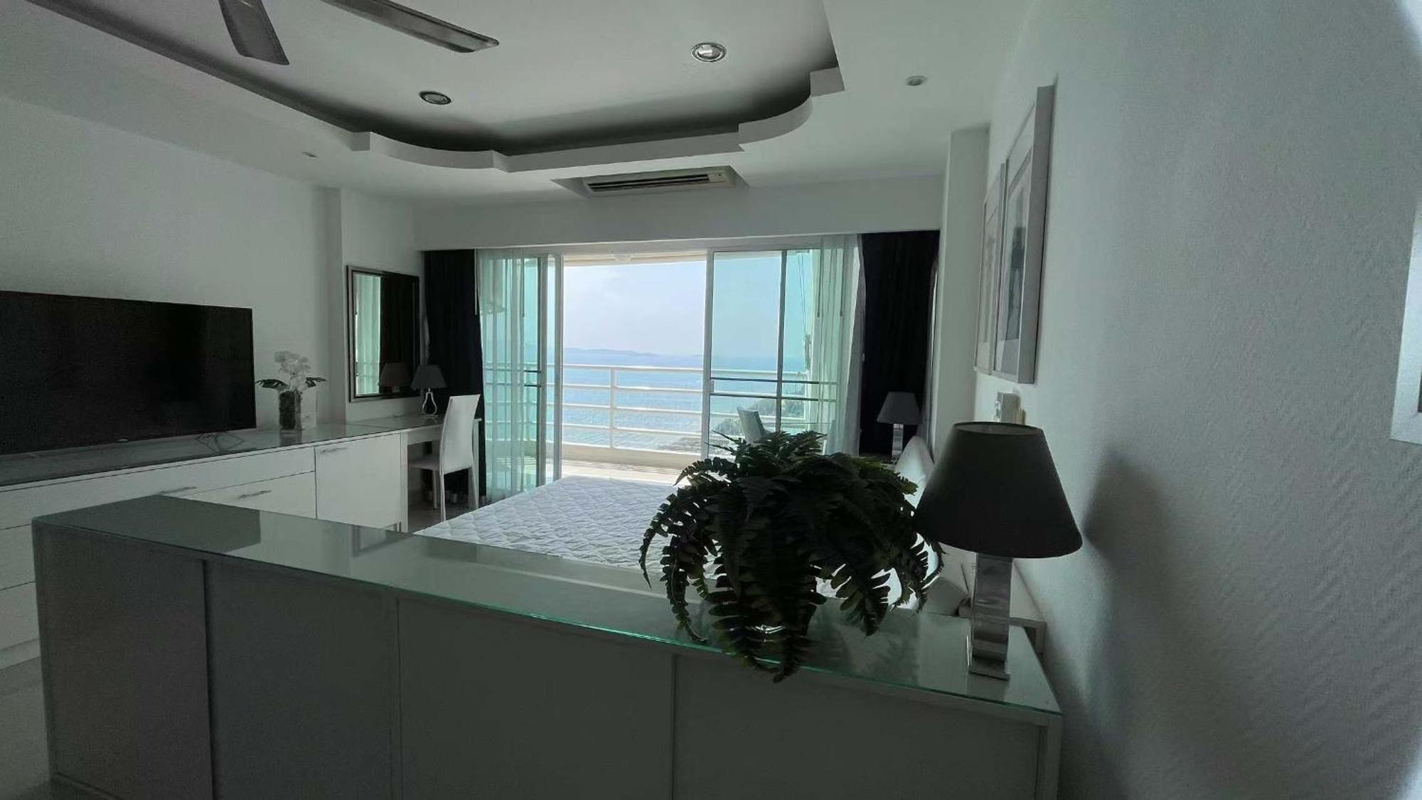 Beautiful Sea View Beach Front Condo Pattaya ภายนอก รูปภาพ