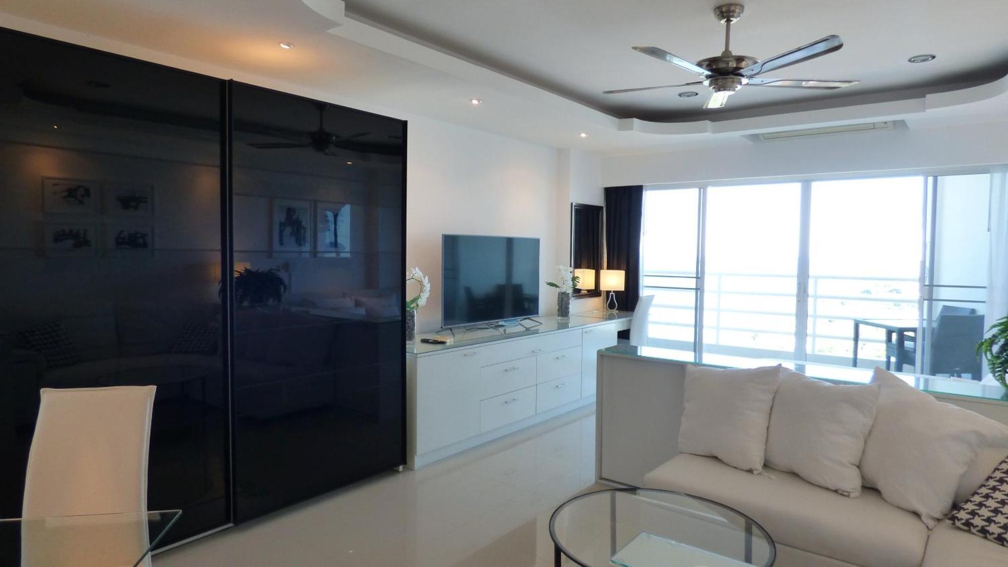 Beautiful Sea View Beach Front Condo Pattaya ภายนอก รูปภาพ